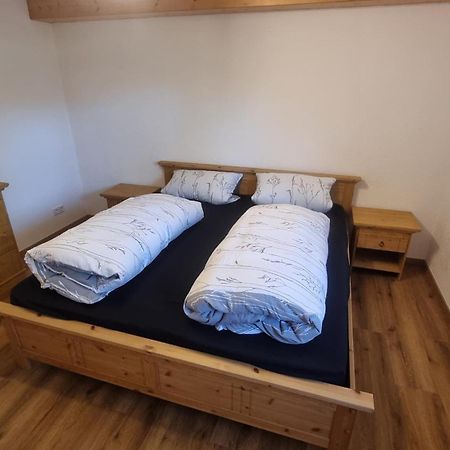 Ruhige Ferienwohnung Inklusive Garten Souterrain - Neu Renoviert Lachen المظهر الخارجي الصورة